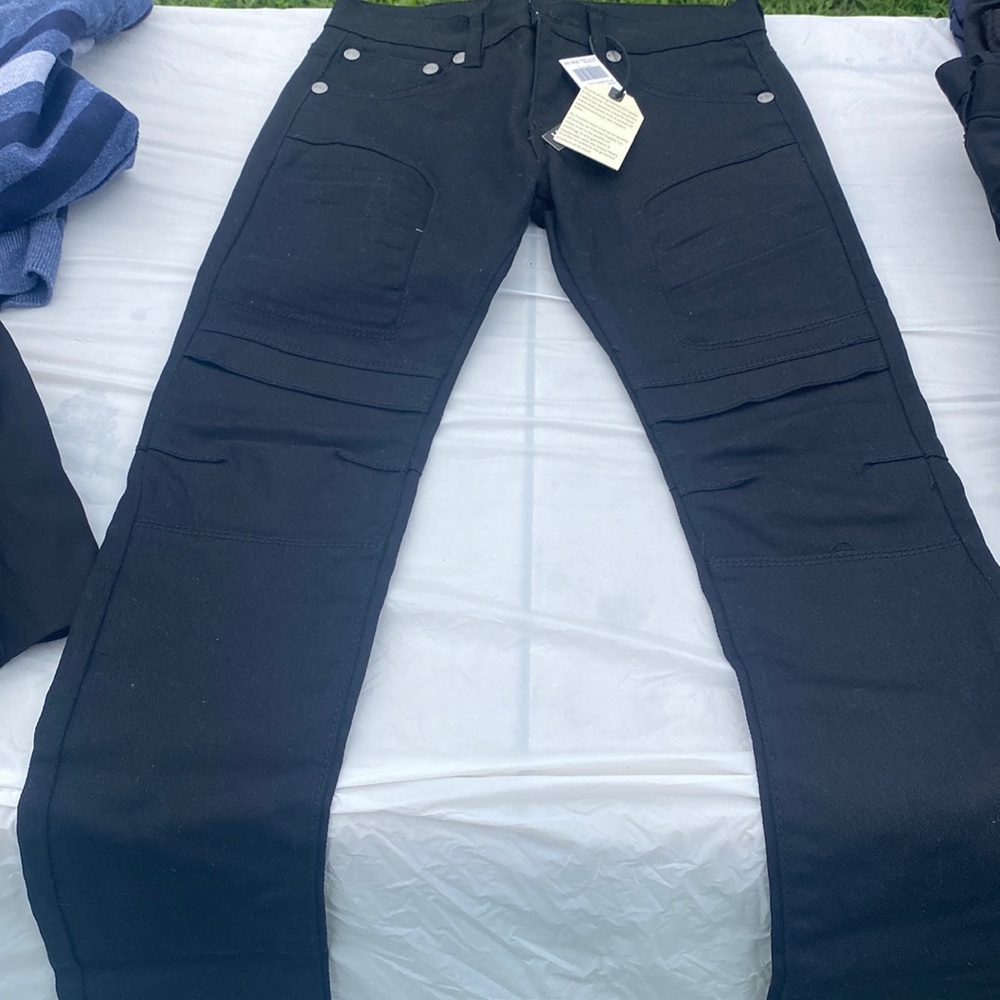 Boys pants - Picture 2 of 6